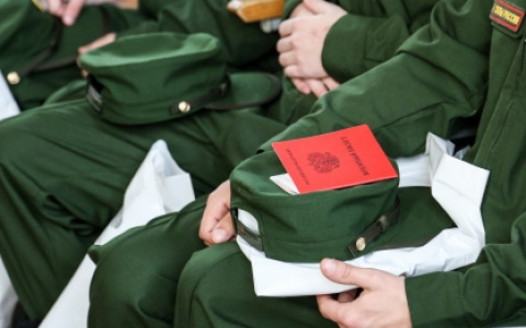 Кировчанина будут судить за уклонение от службы в армии