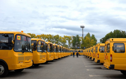 Кировская область получила 68 новых школьных автобусов