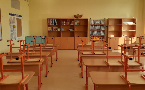 Пять классов школы в Кировской области отправили на карантин из-за инфекции