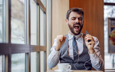 Какие треки вместо гудков слушали собеседники клиентов Tele2 этим летом