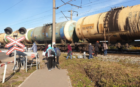В Кирове поезд сбил 19-летнего велосипедиста
