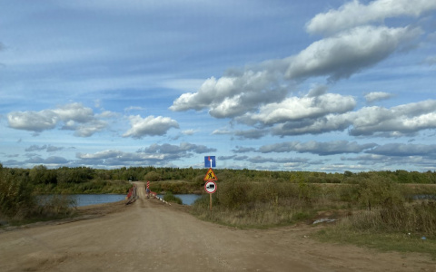 В Каринторфе выравнивают дорогу к приезду губернатора