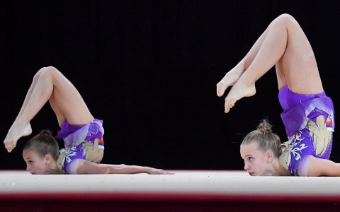 Кировские акробаты вернулись с первенства Европы с золотом и серебром