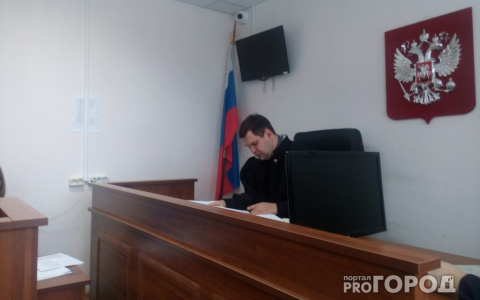 В Кировской области мужчина из ревности бросил бывшую сожительницу на печь