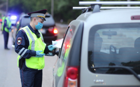 В Кирове на дорогах водителей проверят на наличие неуплаченных штрафов