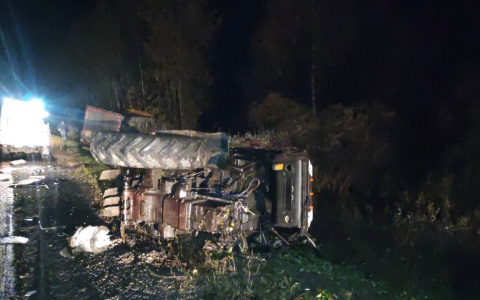 В Кировской области при столкновении с трактором погиб человек