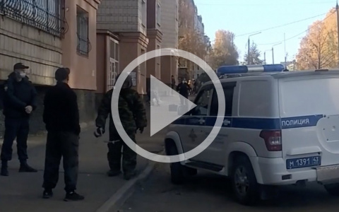 В Кирове из-за подозрительного предмета оцепили двор на Октябрьском проспекте