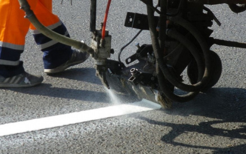 На кировских дорогах появятся новые шумовые полосы