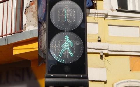 Новые светофоры в Кирове работают неправильно