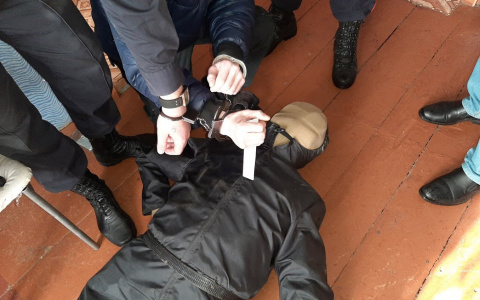 Житель Кировской области убил приятеля с помощью ножа и топора