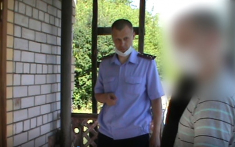 Житель Кировской области зарезал двух человек и пытался сжечь тела