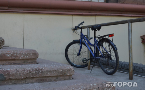 В Кирове первоклассник украл велосипед