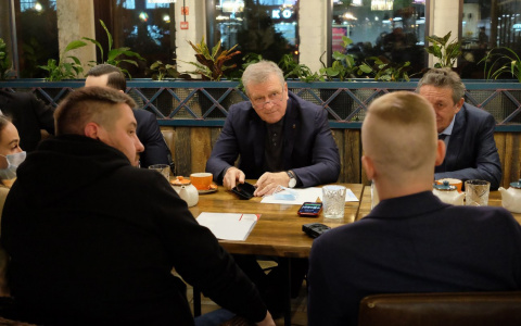 Бизнесмены сообщили губернатору Кировской области о падении выручек из-за QR-кодов