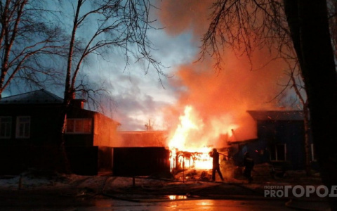 В Кировской области в огне погибла женщина