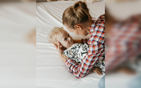 Родители Максима Гришина с СМА борются за помощь от кировских властей