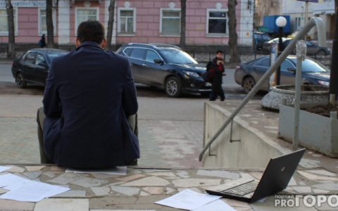 Известно, какую зарплату хотели бы себе кировские мужчины