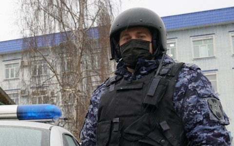 Кировчанин хотел украсть деньги из платежного терминала, но был задержан