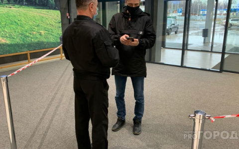 Иммунолог заявил, что нужно выдавать QR-коды переболевшим COVID-19 бессимптомно