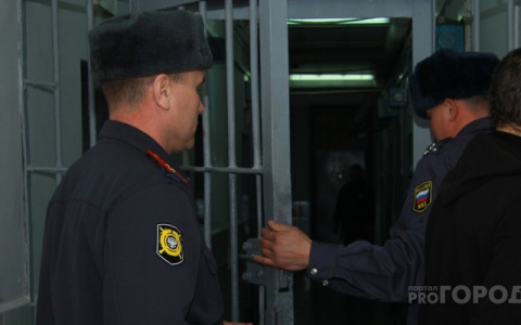 В Кирове судят ОПГ наркоторговцев за отмывание 3 миллионов рублей через биткоины