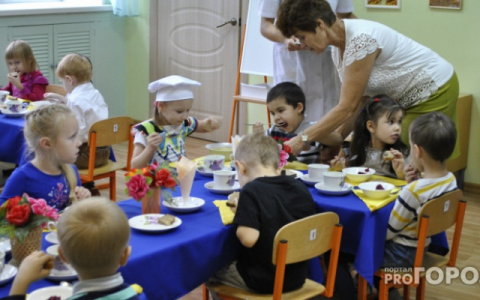 С 22 ноября в детские сады Кировской области родителей не пустят без QR-кодов