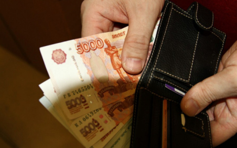 Путин поручил повысить прожиточный минимум на тысячу рублей в 2022 году