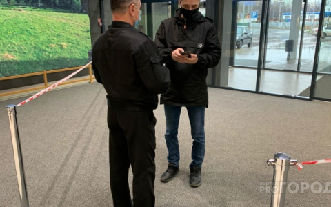 В Кировской области осталось всего девять мест, которые можно посещать без QR-кода