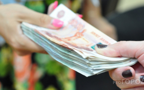 Кировскую компанию оштрафовали на полмиллиона за действия сотрудницы