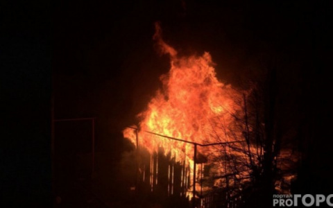 В Кирове под завалами дома нашли тело мужчины