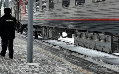 В Кировской области железнодорожник украл дизельное топливо и сбил полицейского