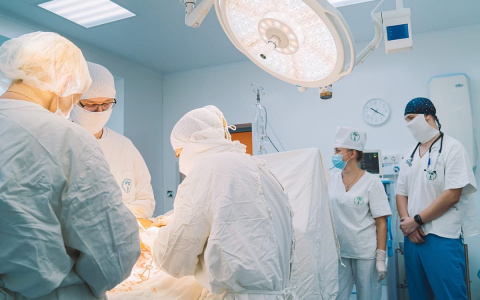 9 дней между жизнью и смертью: в Кирове врачи спасли 13-летнего ребенка