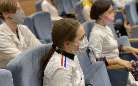 В Кировской области продолжается работа по привлечению молодых специалистов в отрасль здравоохранения