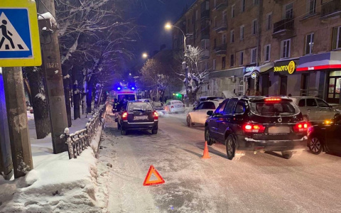 Утром в центре Кирова водитель на иномарке сбил девочку-подростка