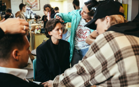 Премьеру сериала «The Телки» покажут Wink и more.tv