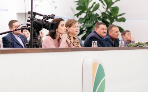 Сотрудники агрохолдинга «Дороничи» отмечены наградами федерального и областного уровня