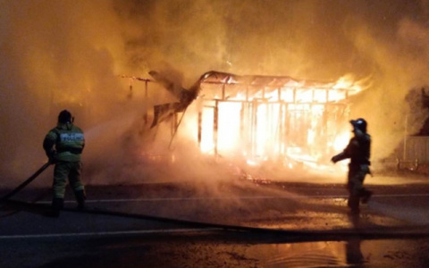 В Кировской области празднование Нового года закончилось смертельным пожаром