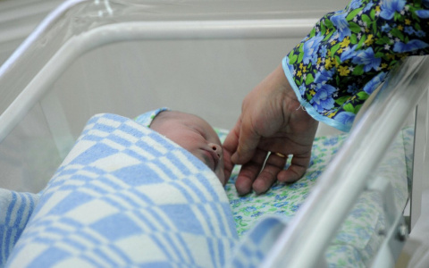 Первым ребенком, родившимся в 2022 году в Кировской области, стал мальчик