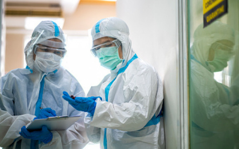 В Кировской области уменьшилось суточное число заболевших коронавирусом