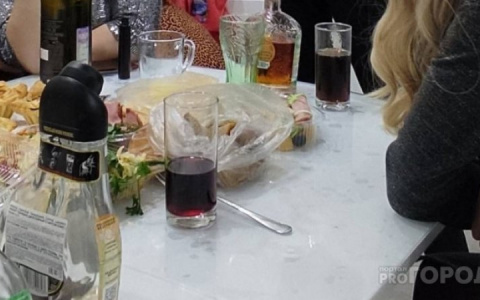 Специалист назвала продукты, заметно ухудшающие состояние кожи