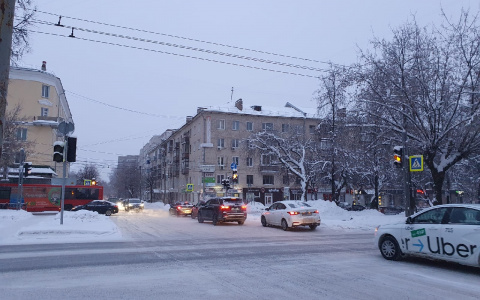 Табло против пробок и всегда "зеленый" свет: кировчанам рассказали о новой транспортной системе
