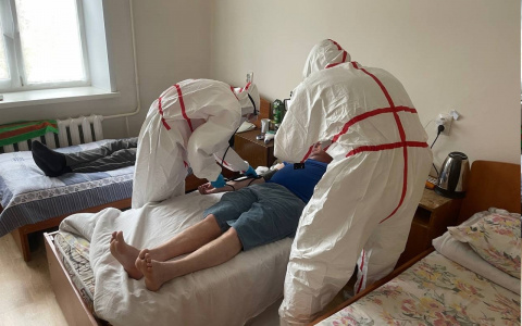 В России сократили сроки карантина для больных COVID-19