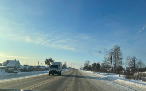 В Кировской области водитель насмерть сбил молодого парня и скрылся