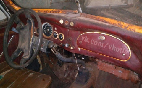 В Кировской области продают 74-летнюю машину марки BMW