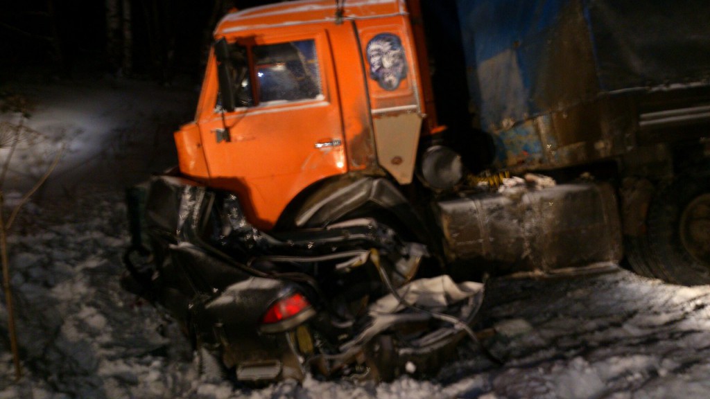 В Кировской области произошла смертельная авария: погибла семья из Лянгасово