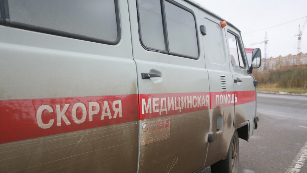 В Кировской области бесправница сбила женщину с двумя детьми: пострадавших госпитализировали