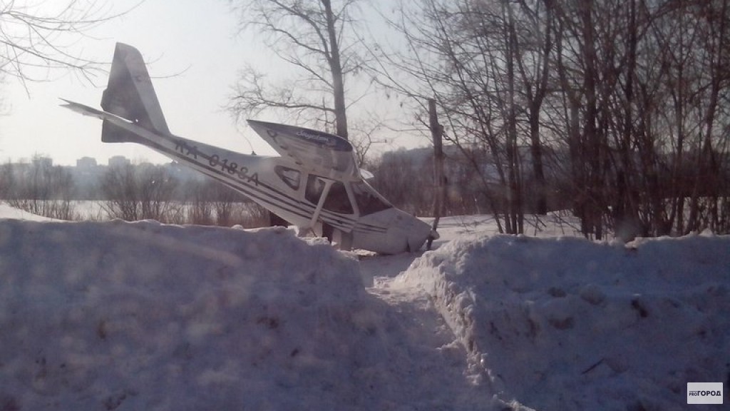 В Кирове упал легкомоторный самолет