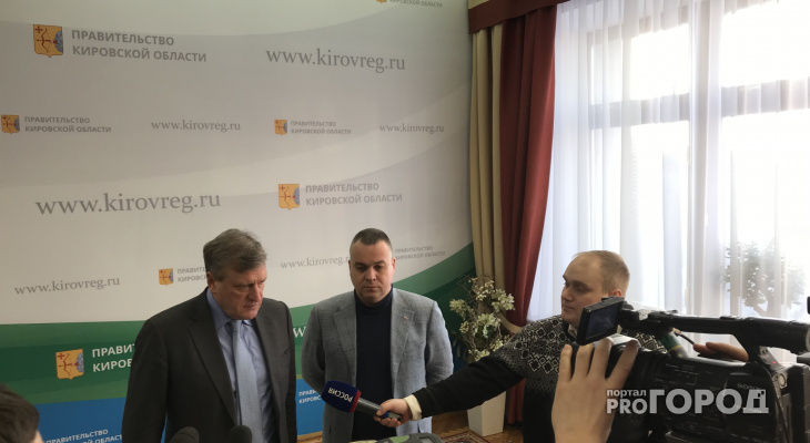 Губернатор Кировской области прокомментировал падение крана на дом