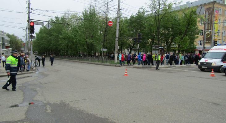 В Кирове во время легкоатлетической эстафеты велосипедист сбил ребенка