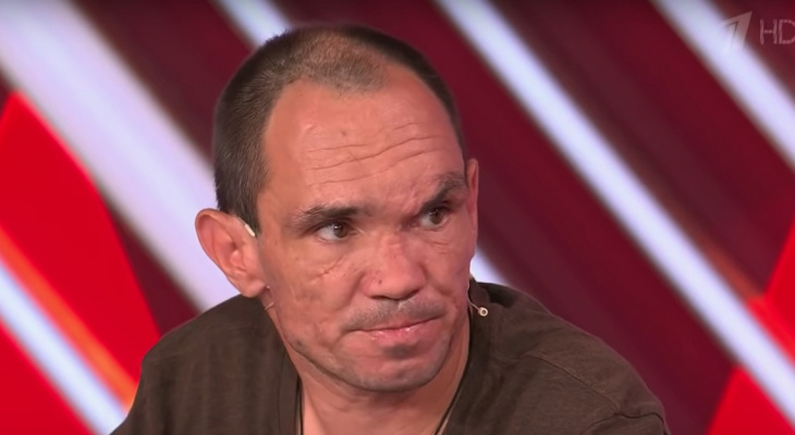 Бывший бездомный с ампутированными стопами рассказал свою историю на Первом канале