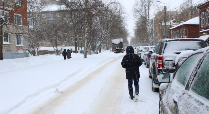 Кировчане жалуются на то, что не убирают снег с улиц