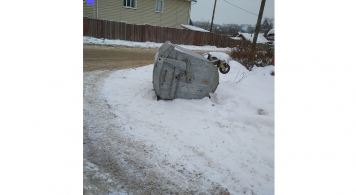 В Кировской области во дворах крадут новые мусорные контейнеры